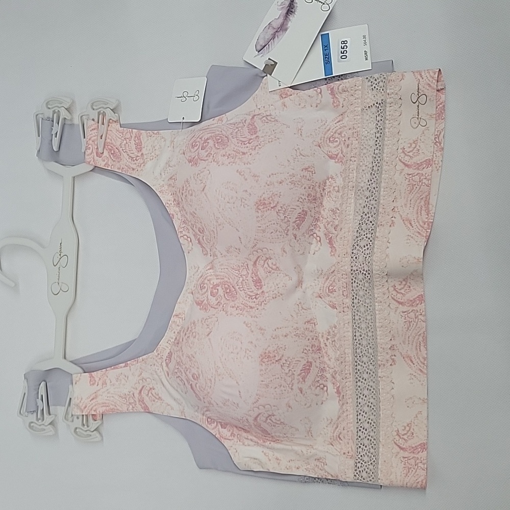 JESSICA SIMPSON BRA!